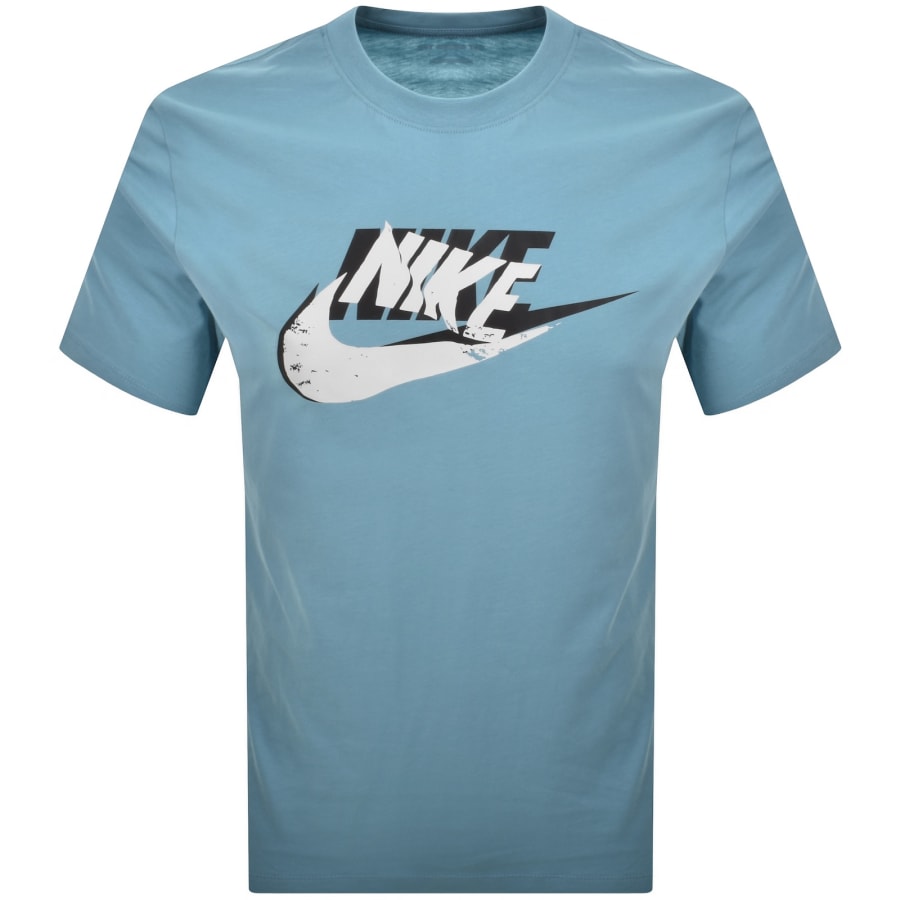 関税込【NIKE】ナイキ 公認 コットン Futura ロゴ Tシャツ Nike Sportswear Futura T Shirt Denim Turquoise | Mainline
